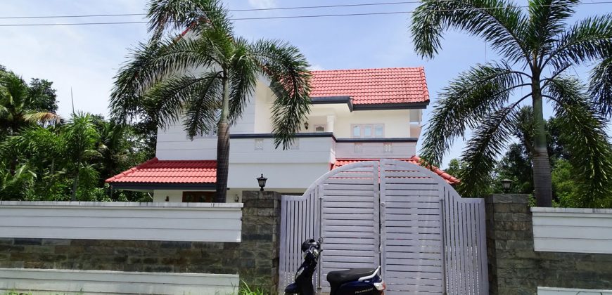 house for sale near cherthala NH66