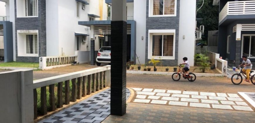 VILLA FOR SALE IN CHERTHALA